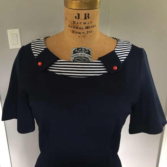 Tatyana Dress - Picture 3 of 4